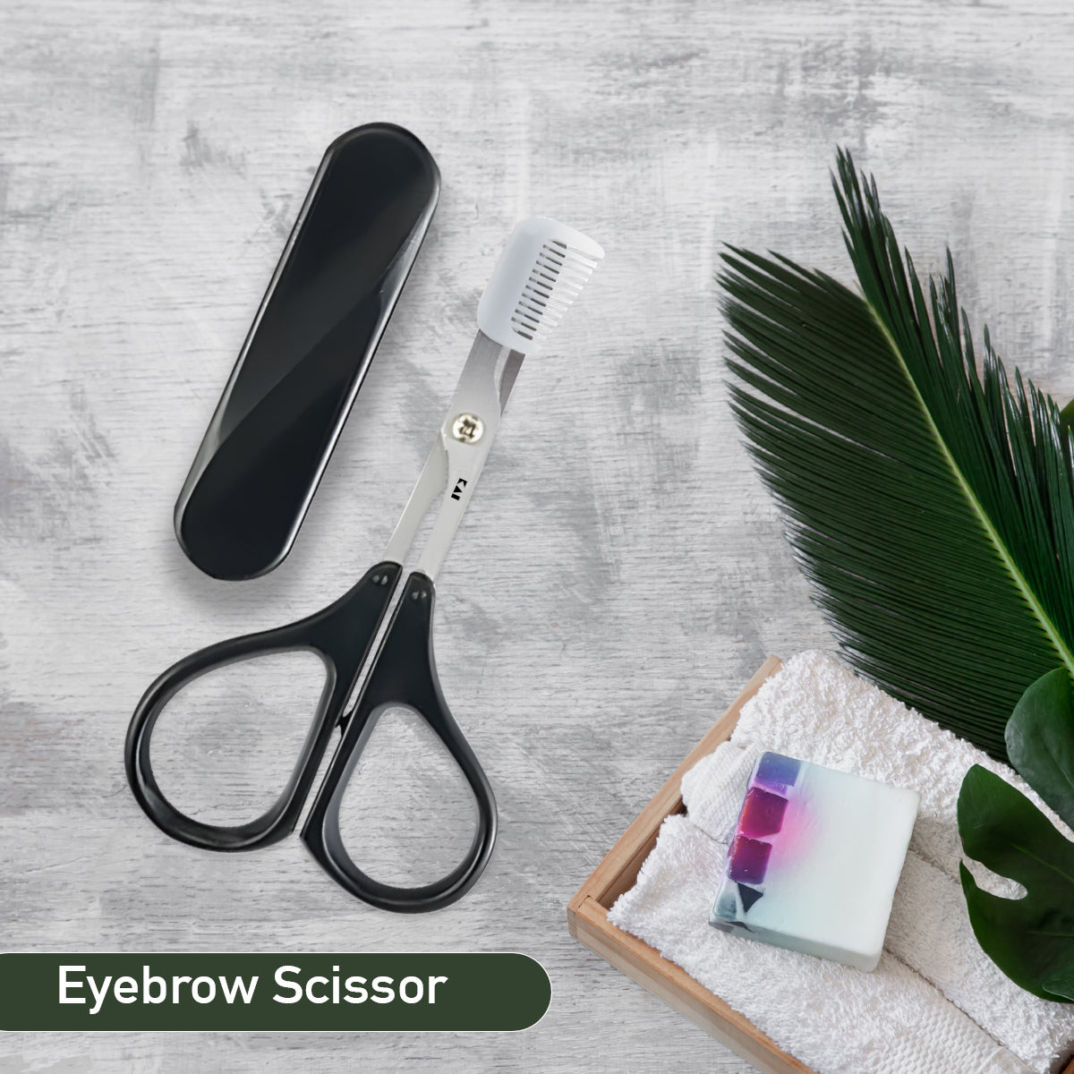 Kai Eyebrow Scissor With Compact Comb