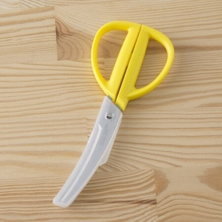 Curved kitchen scissors (with case) Yellow