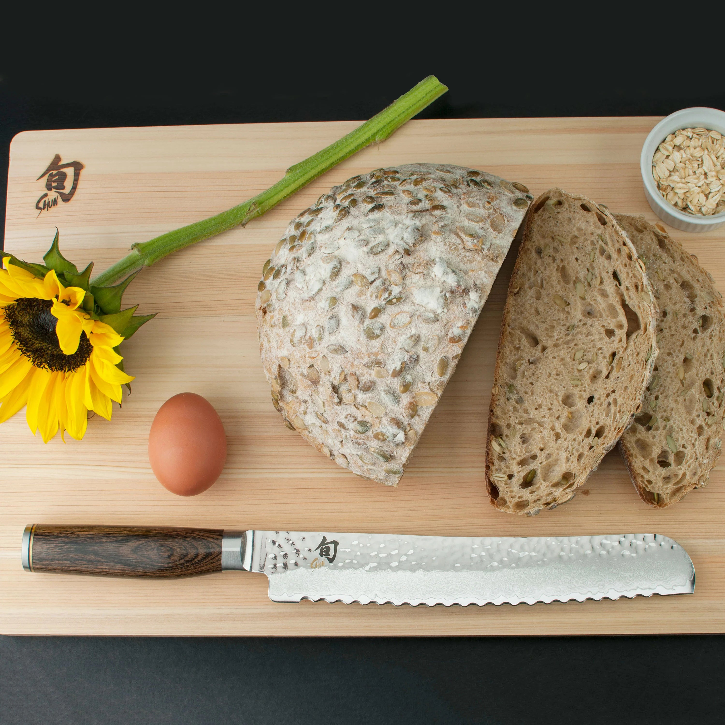 KAI Shun Premier Bread Knife 9-Inch (TDM0705)