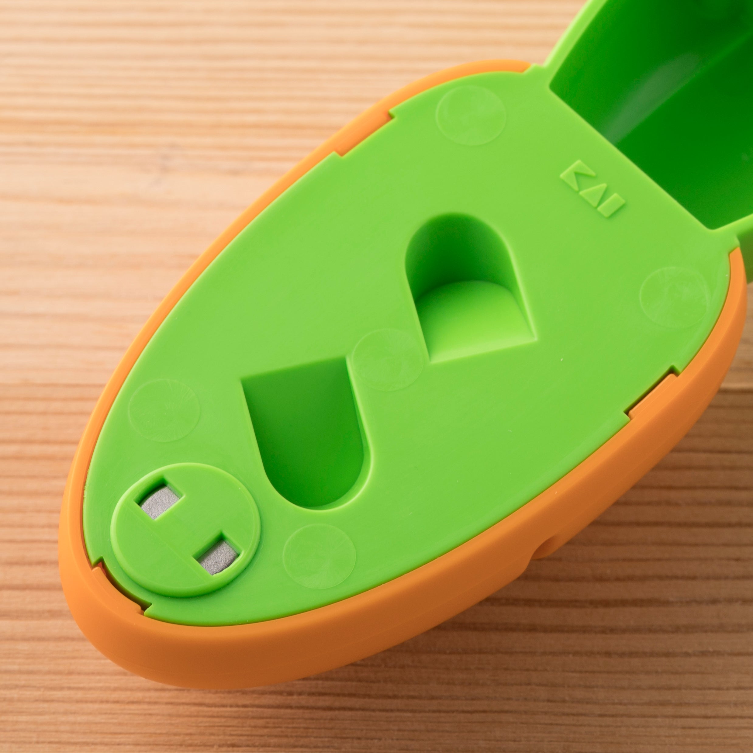 Kai Kitchen Carrot Ceramic Knife Sharpener