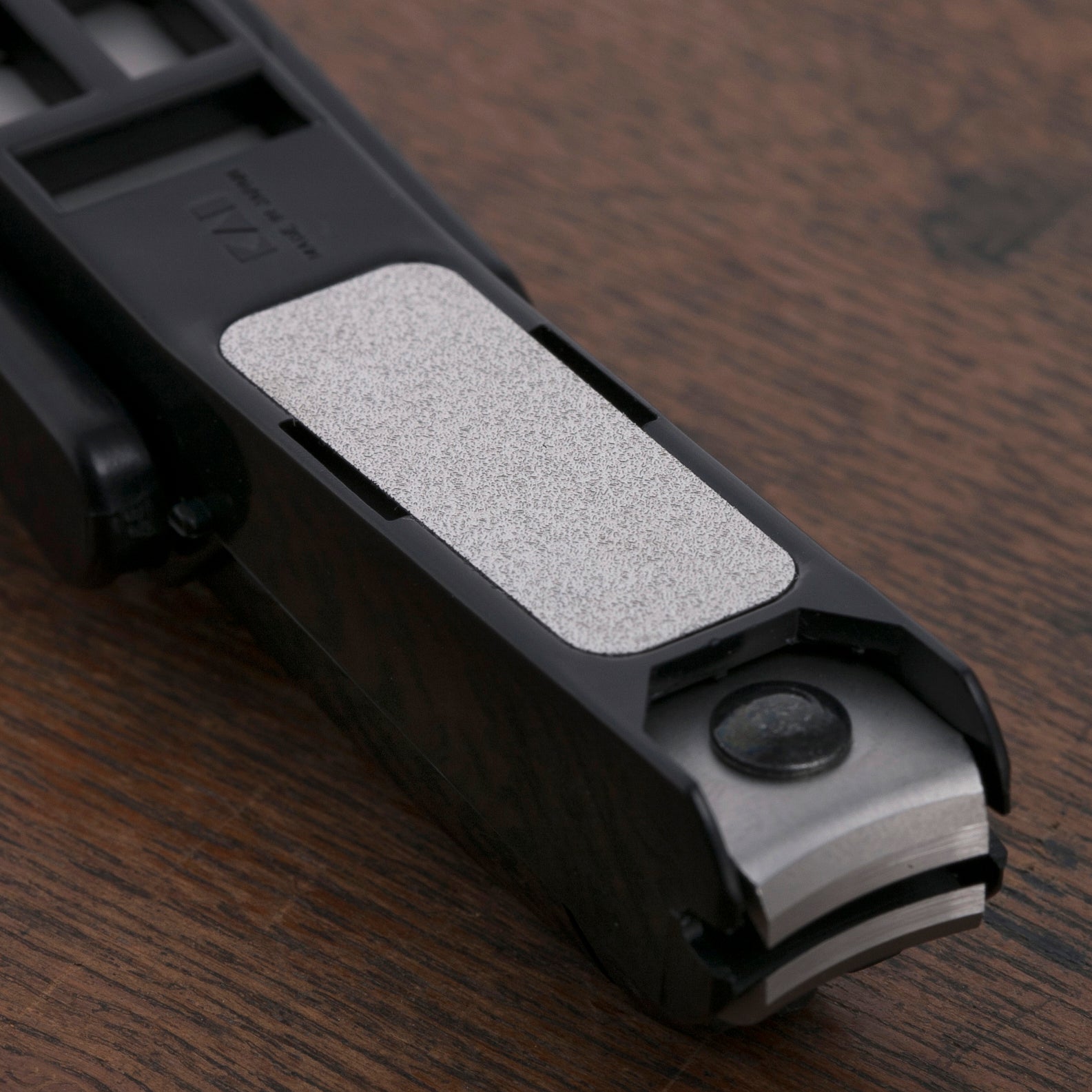 Kai Seki Magoroku Nail Clipper with Loupe Magnifier (HC1823)