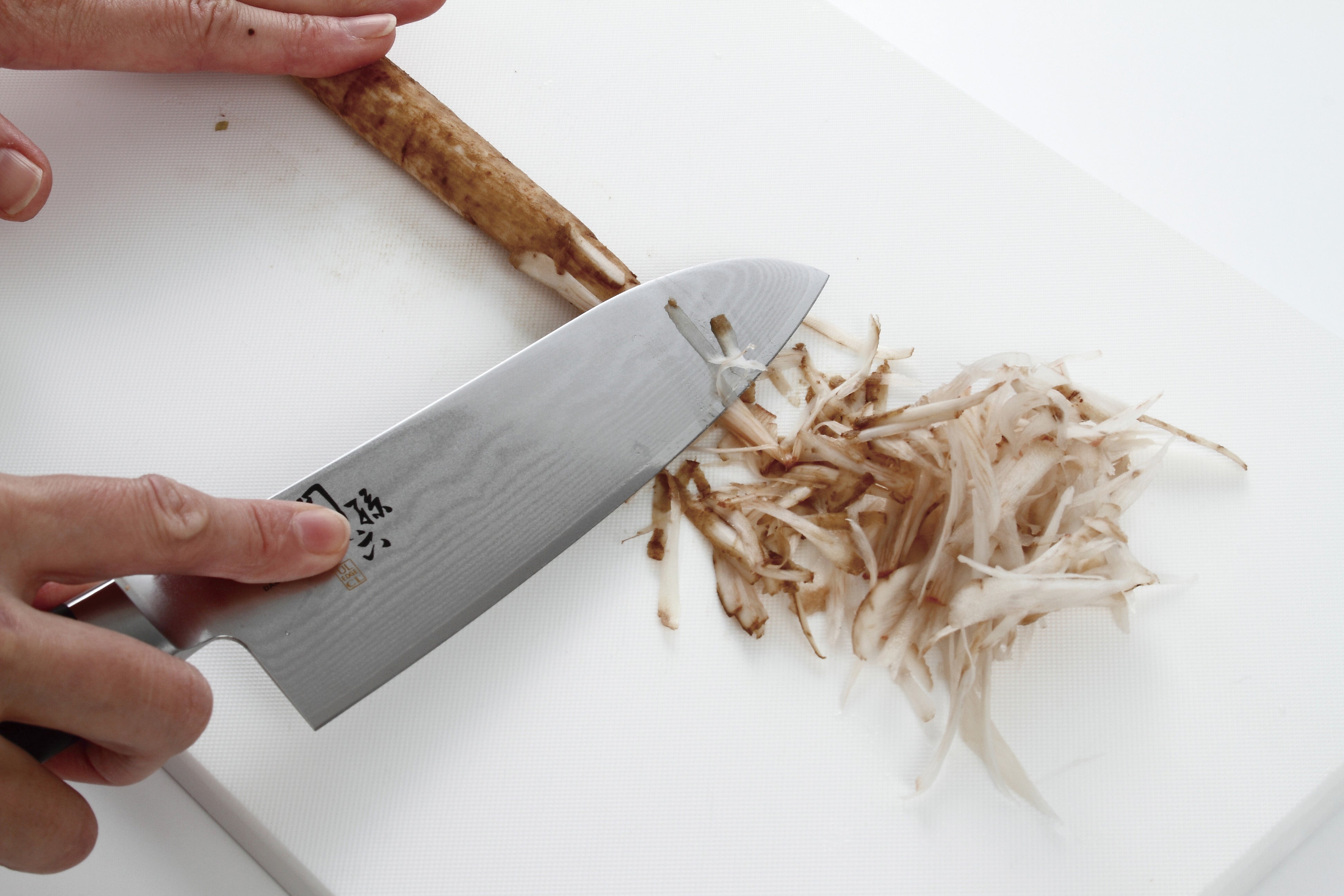 Kai Seki Magoroku Damascus Santoku Knife 6.5" (000AE5200)