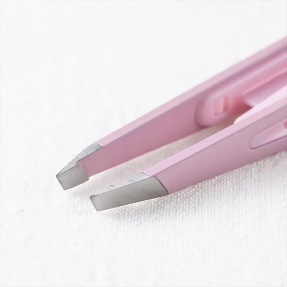 Kai Eyebrow Tweezer (Pink)