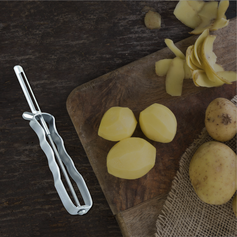 KAI Select type I Shaped Vegetable Peeler, Blade 5cm