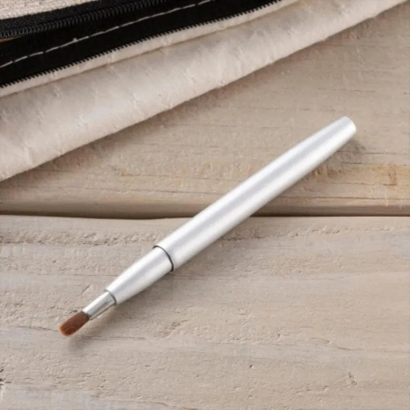 Kai Cosmeup Slide Lip Brush
