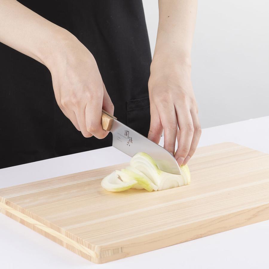 Kai Seki Magoroku Shiraai Small Santoku Knife 145mm #000AB5481