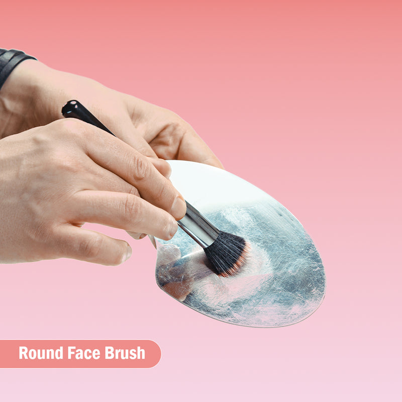 Kai Round Face Brush