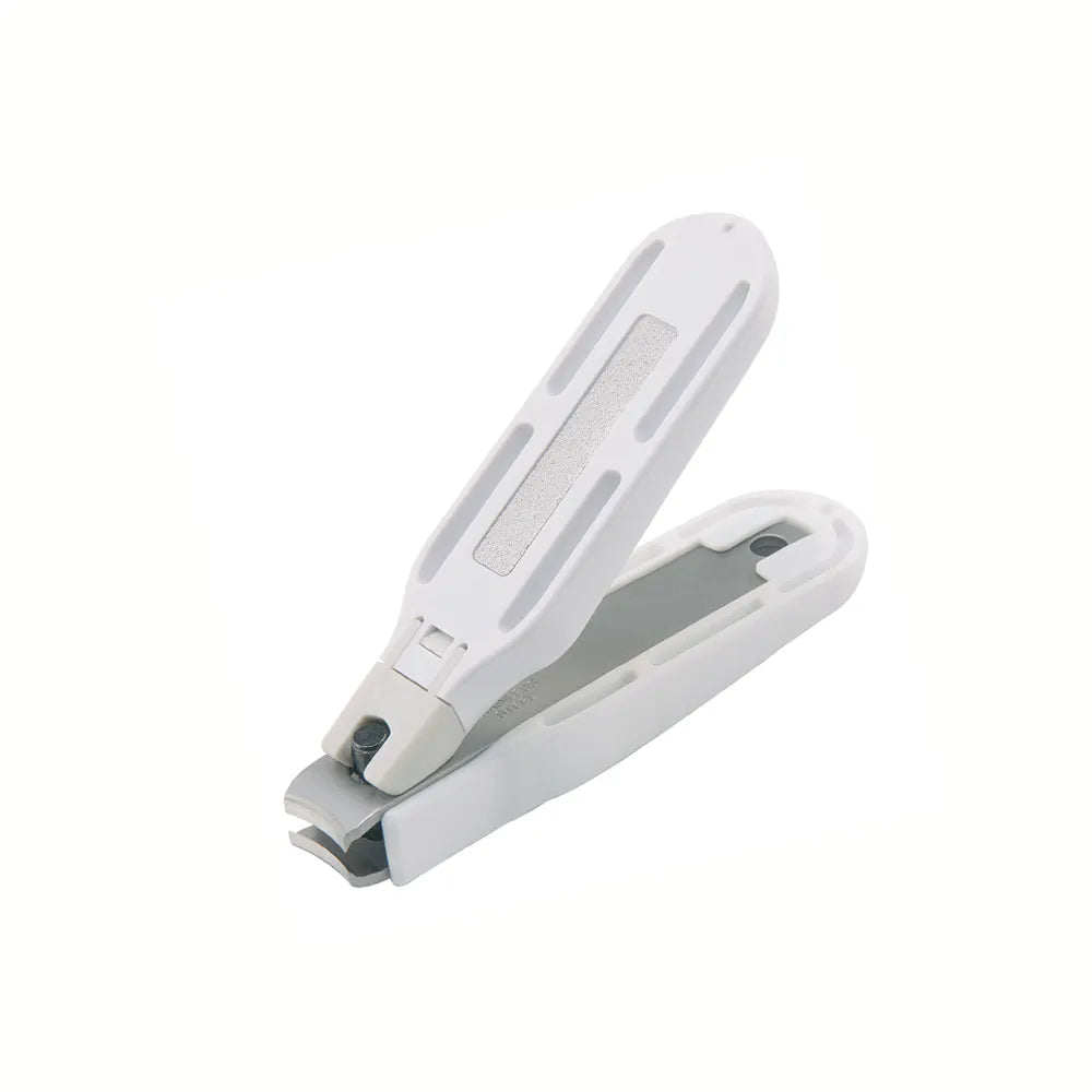 BABY-NAIL CLIPPER WITH 5X MAGNIFYER